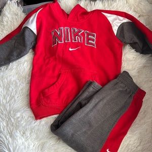 NIKE Red & Gray Sweatshirt and Sweatpants Size 4T